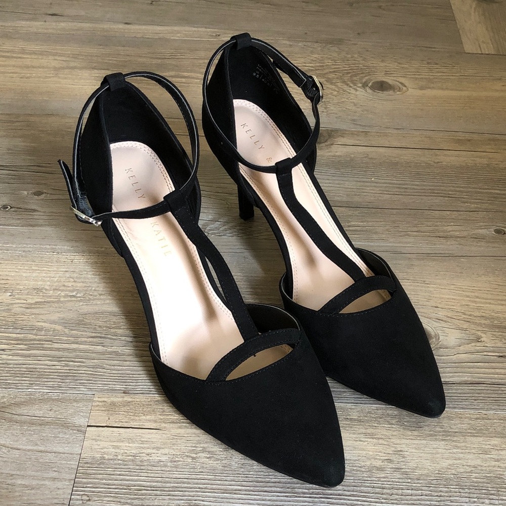 Kelly & Katie Elegant Black T-Strap Heels